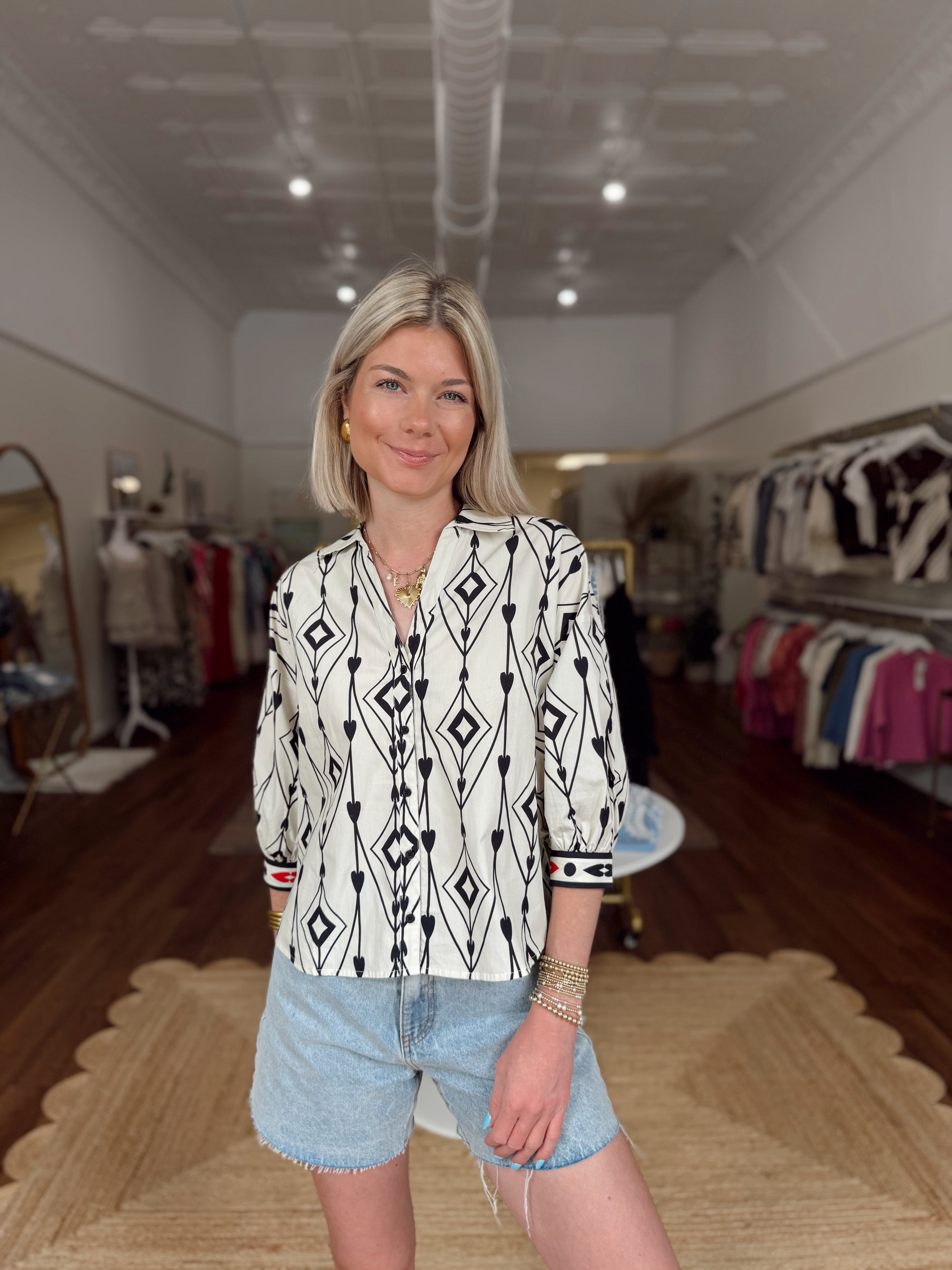 Maude Vivante Elsa Top in Arrow Motifs